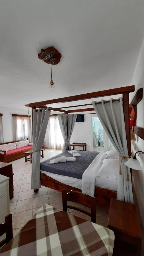 Mylos Hotel Vívlos Екстериор снимка
