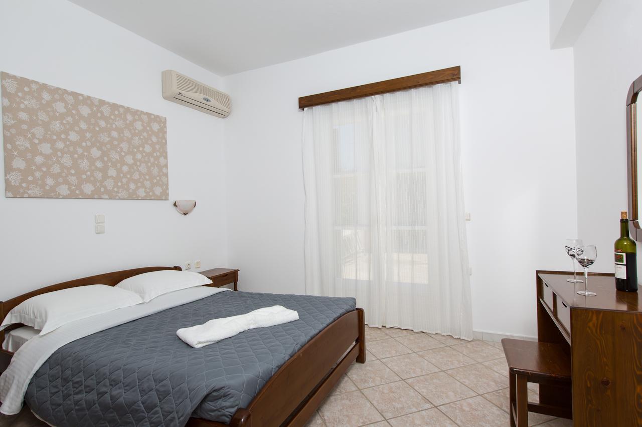 Mylos Hotel Vívlos Екстериор снимка