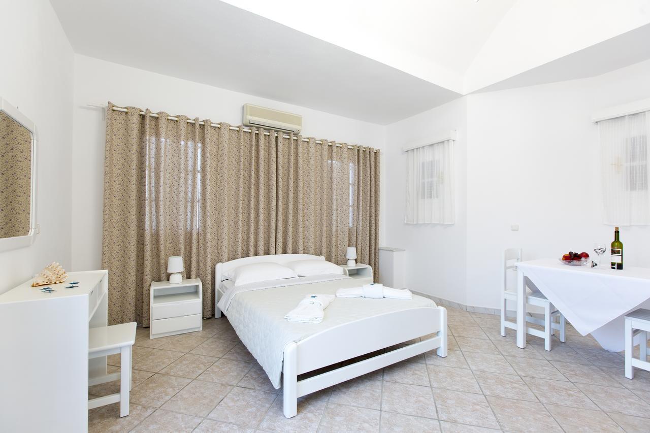 Mylos Hotel Vívlos Екстериор снимка