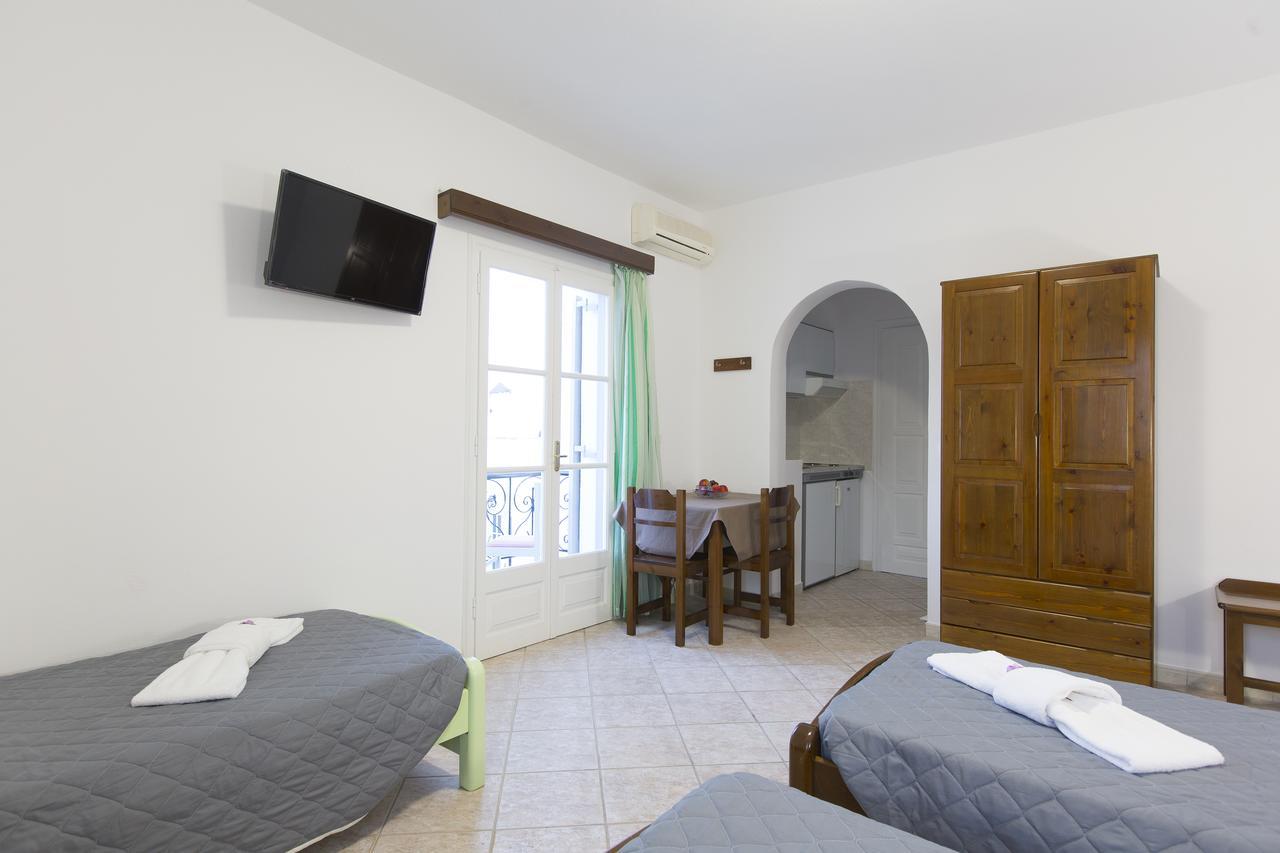 Mylos Hotel Vívlos Екстериор снимка