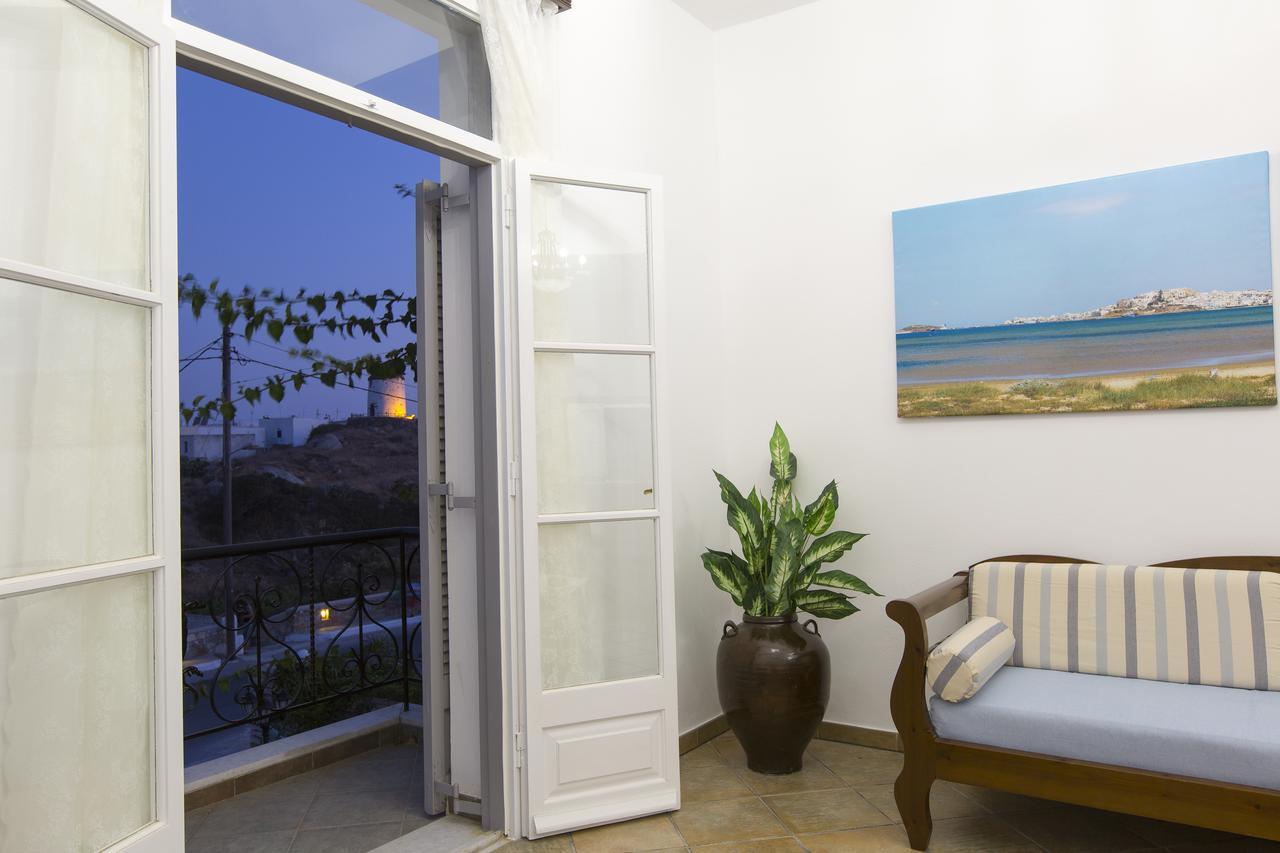 Mylos Hotel Vívlos Екстериор снимка